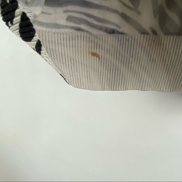 Calvin Klein Womens Tank Top Large White/Black Zebra Print Sleeveless Ladies - Picture 6 of 7